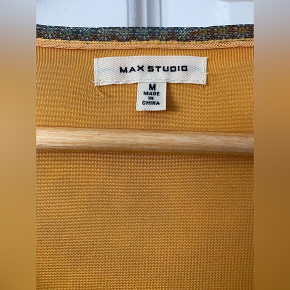 Max Studio Flowy Floral Boho Bell Sleeve Dress with Ruching on Waist - Picture 3 of 6